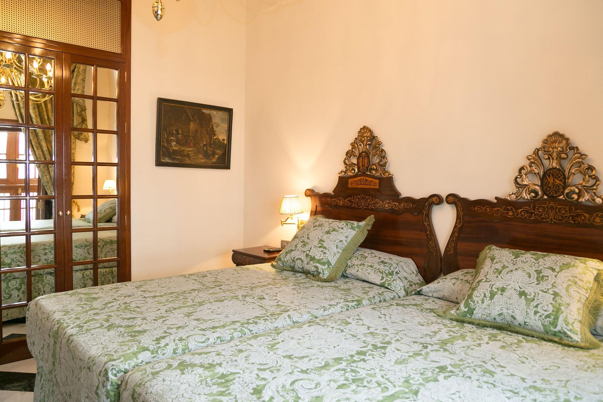 Hotel Ateneo 4*