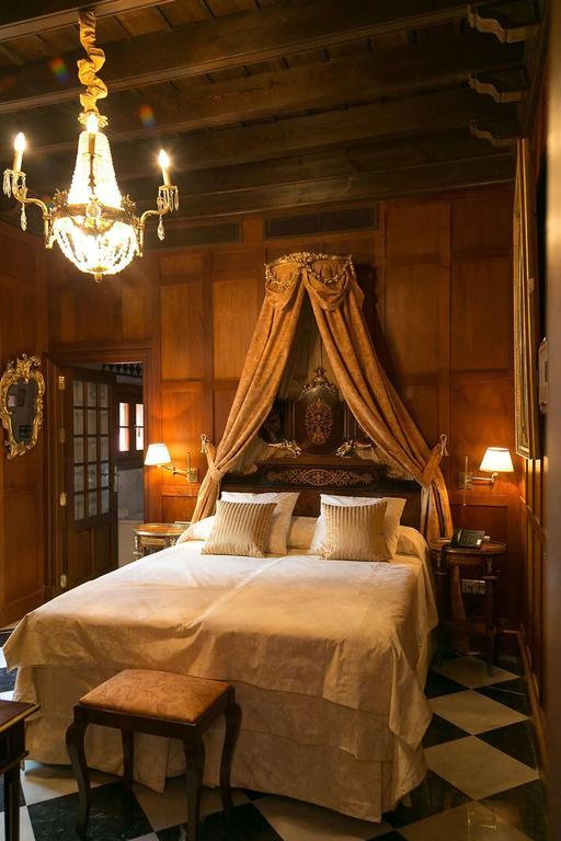 Hotel Ateneo 4*