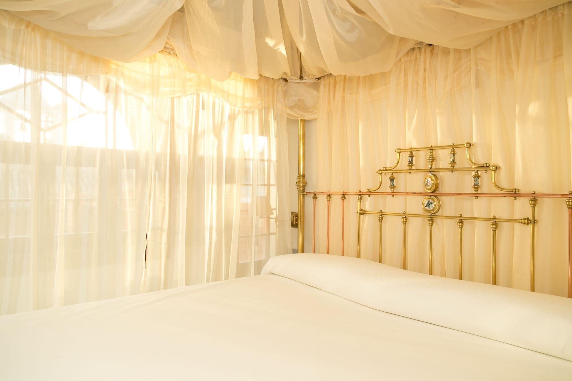 Hotel Ateneo 4*